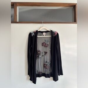 Como Vintage Black Floral Embroidered Top